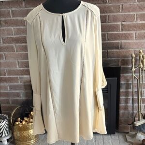 Haute Hippie Cream Lightweight Blouse with Brand Tag